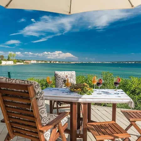 Сasa de vacaciones Miri Lavender Privlaka (Zadar)