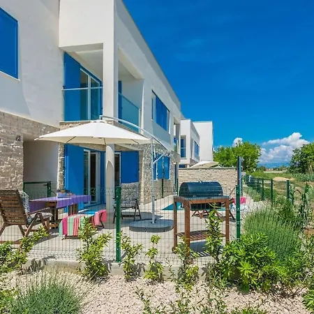 Hébergement de vacances Miri Lavender *